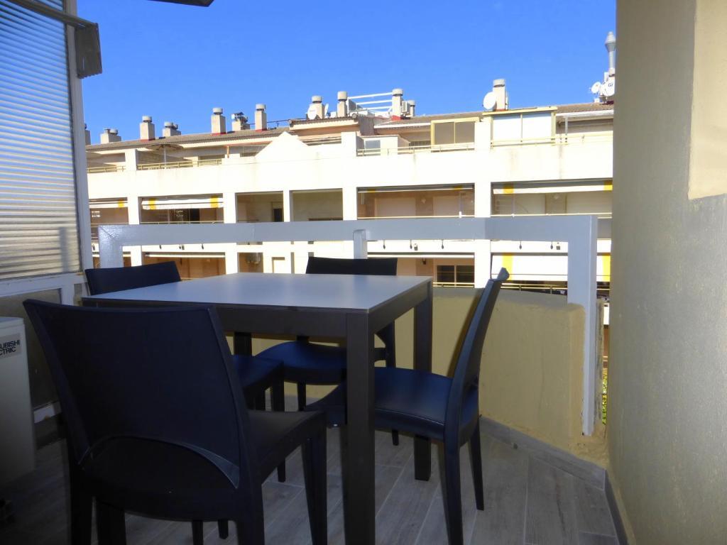 Rentalmar Alboran Apartments Салоу Экстерьер фото